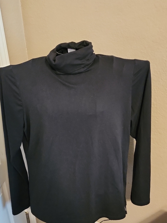 Stretch is Comfort Tops - Black Turtleneck Classic Long Sleeve